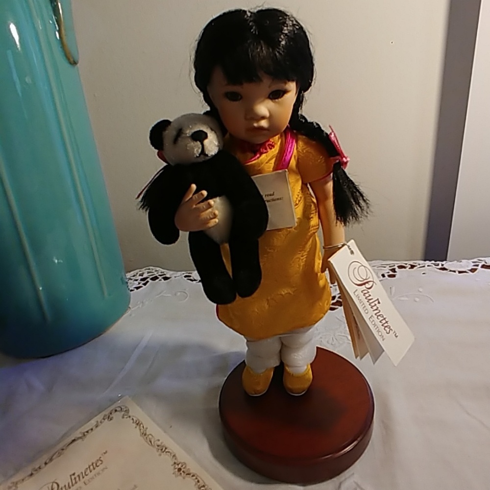 Vtg L.E. "Mei Mei" doll by Paulinettes